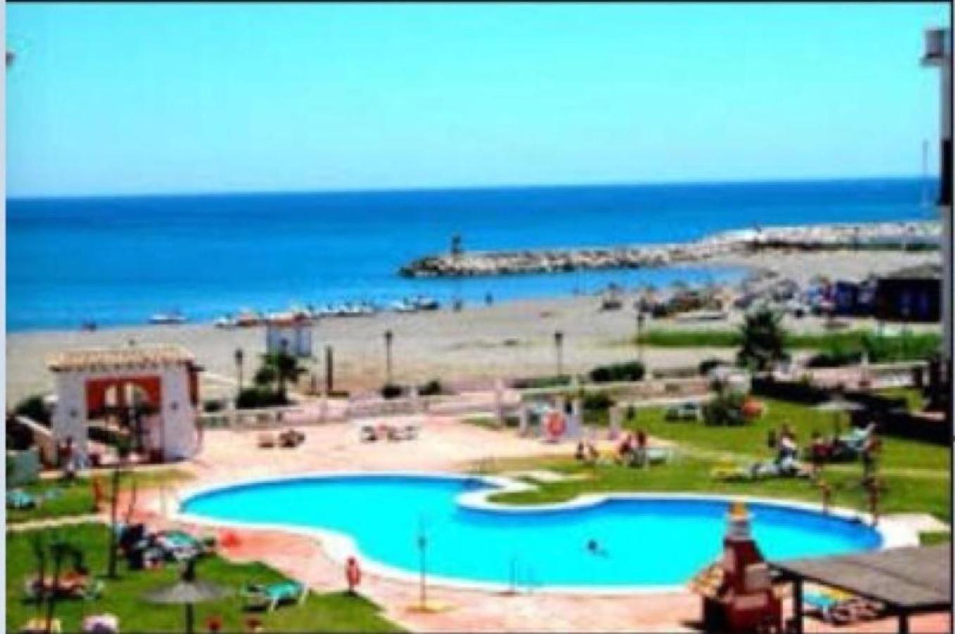 Duquesa Port Apartment มานิลบา ภายนอก รูปภาพ