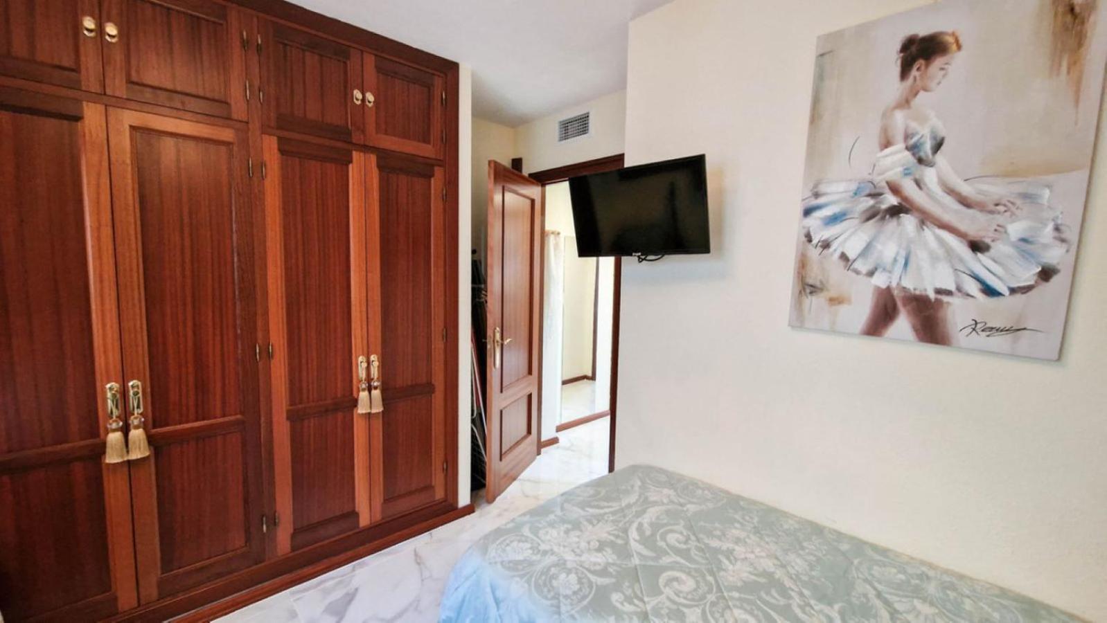 Duquesa Port Apartment มานิลบา ภายนอก รูปภาพ