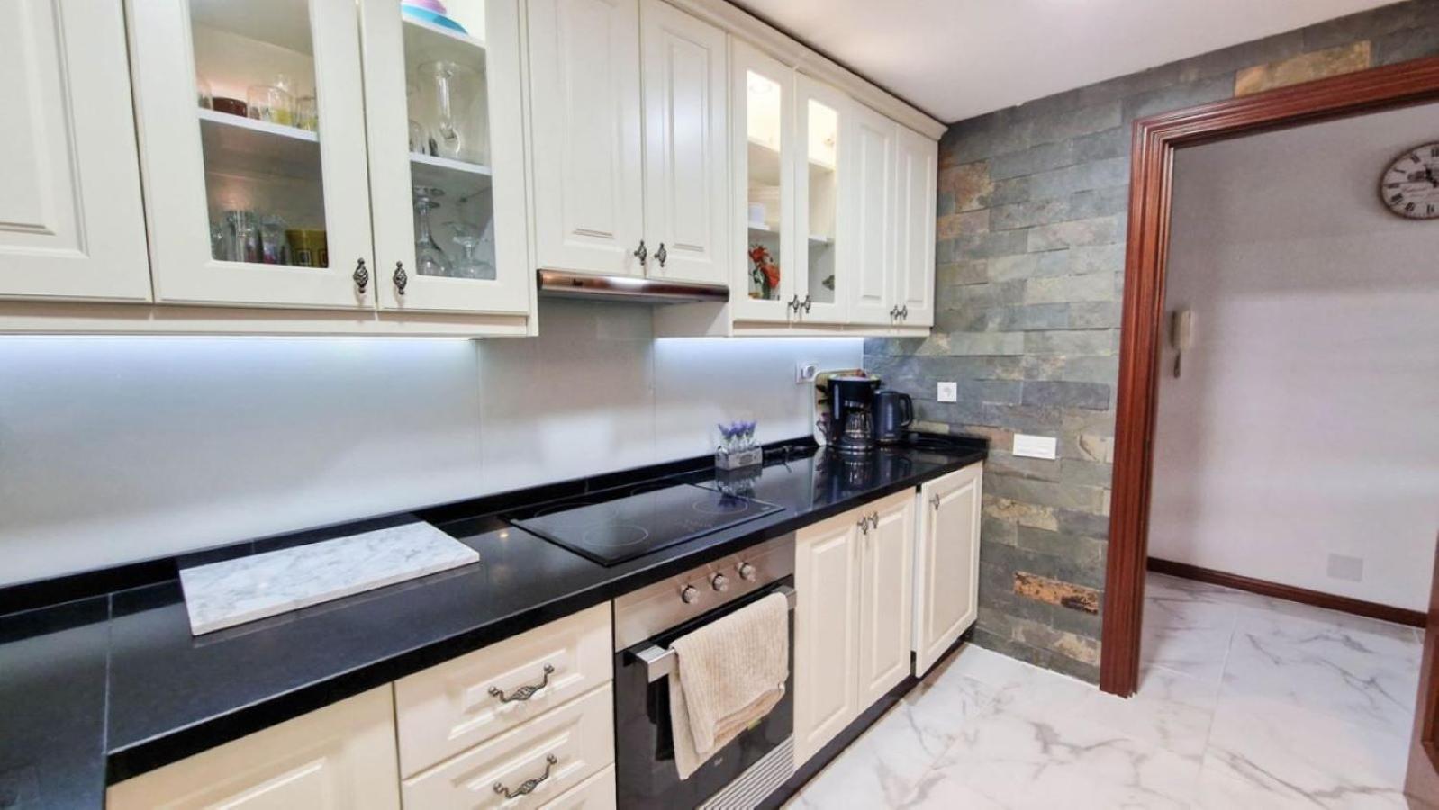 Duquesa Port Apartment มานิลบา ภายนอก รูปภาพ